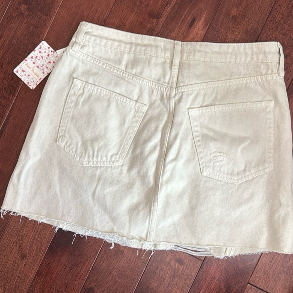 NWT Free People Button Front Distressed Cream/White Denim Skirt - Picture 5 of 6